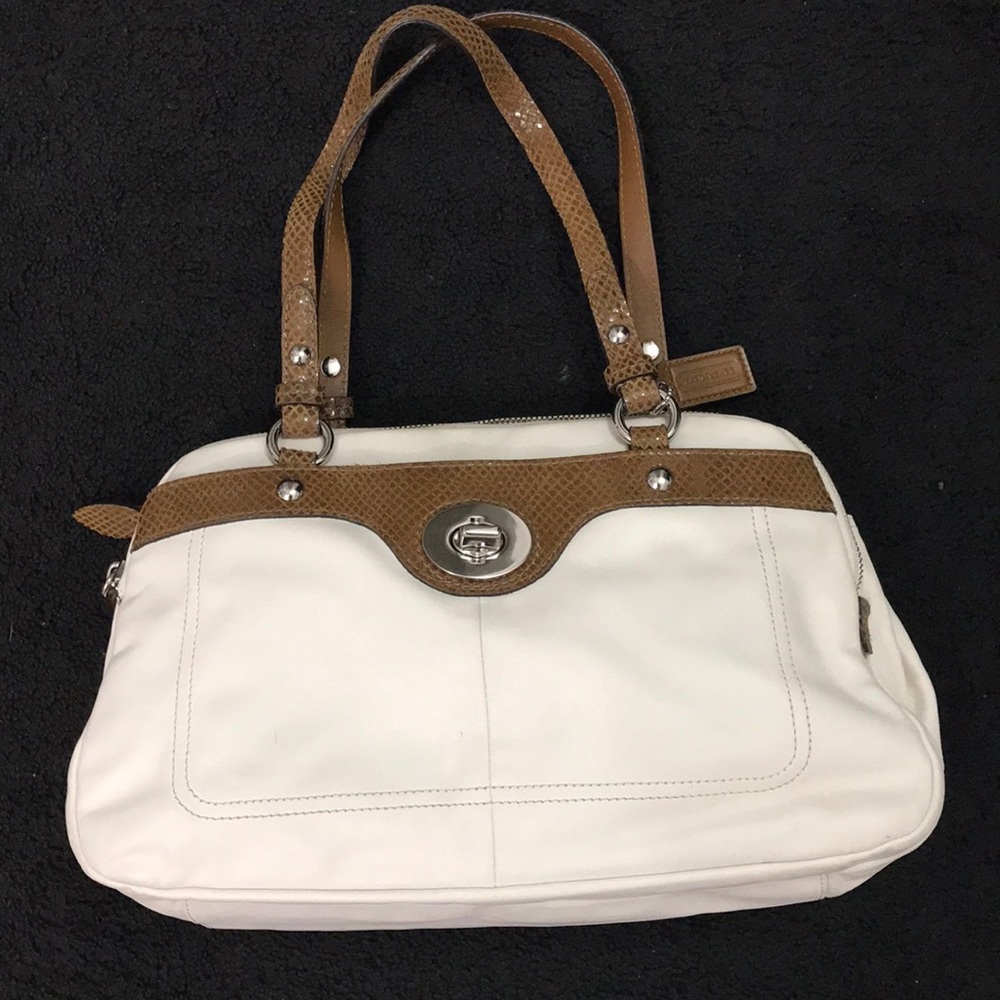Coach Shoulder Bag